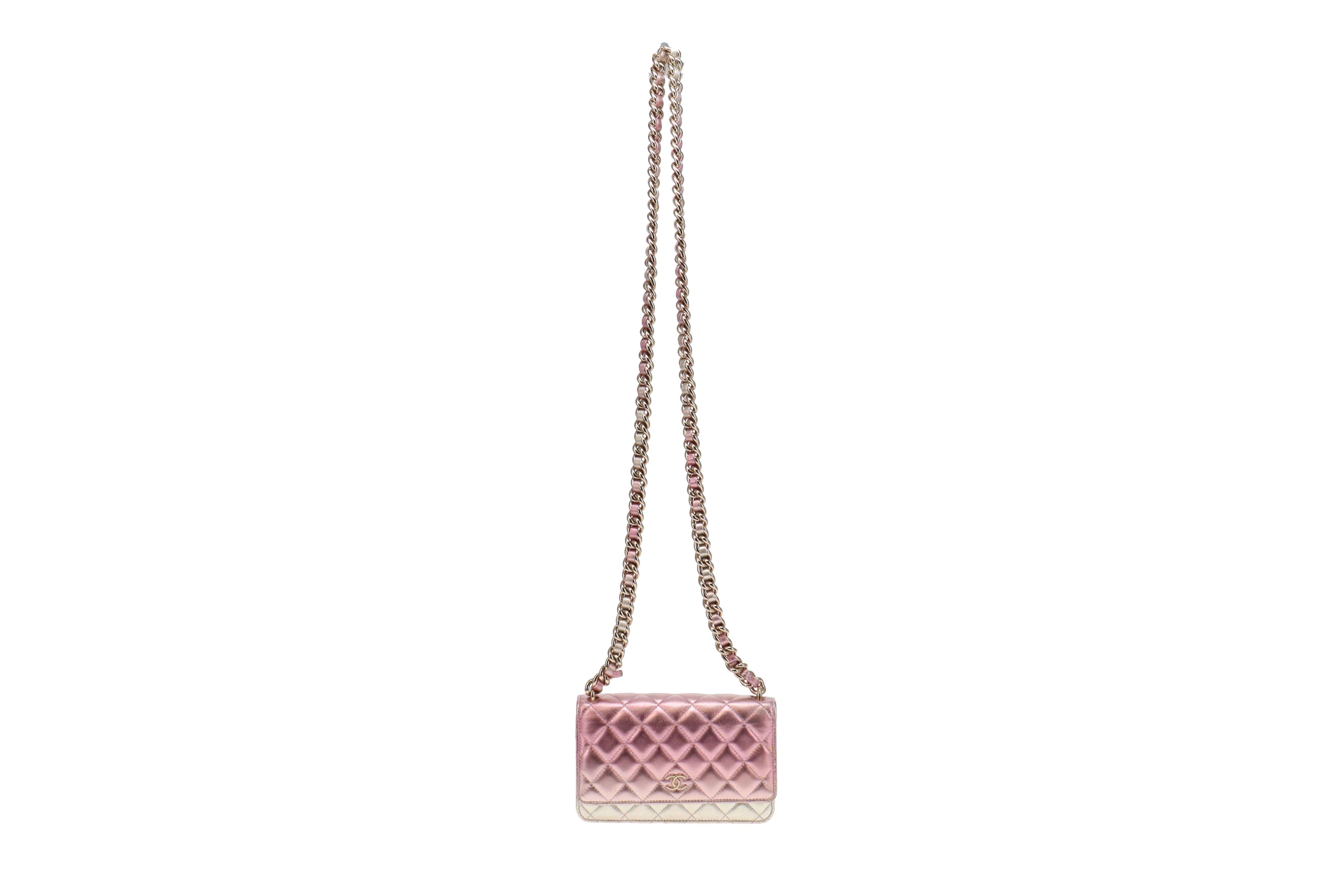 Chanel Pink Reissue Wallet On Chain at the best price