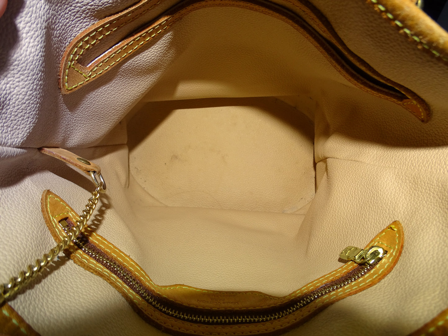 Louis Vuitton Classic Monogram Petit Bucket Bag with Pochette SD1003 - 2003