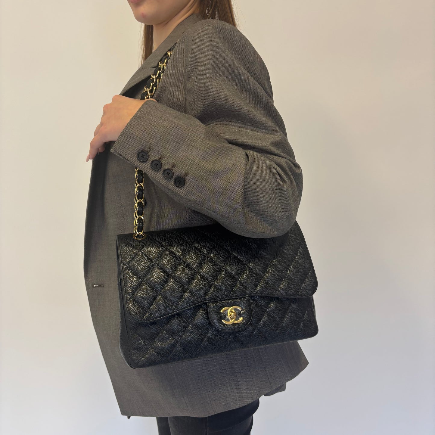 Chanel Jumbo Classic Caviar GHW Double Flap 2010/11