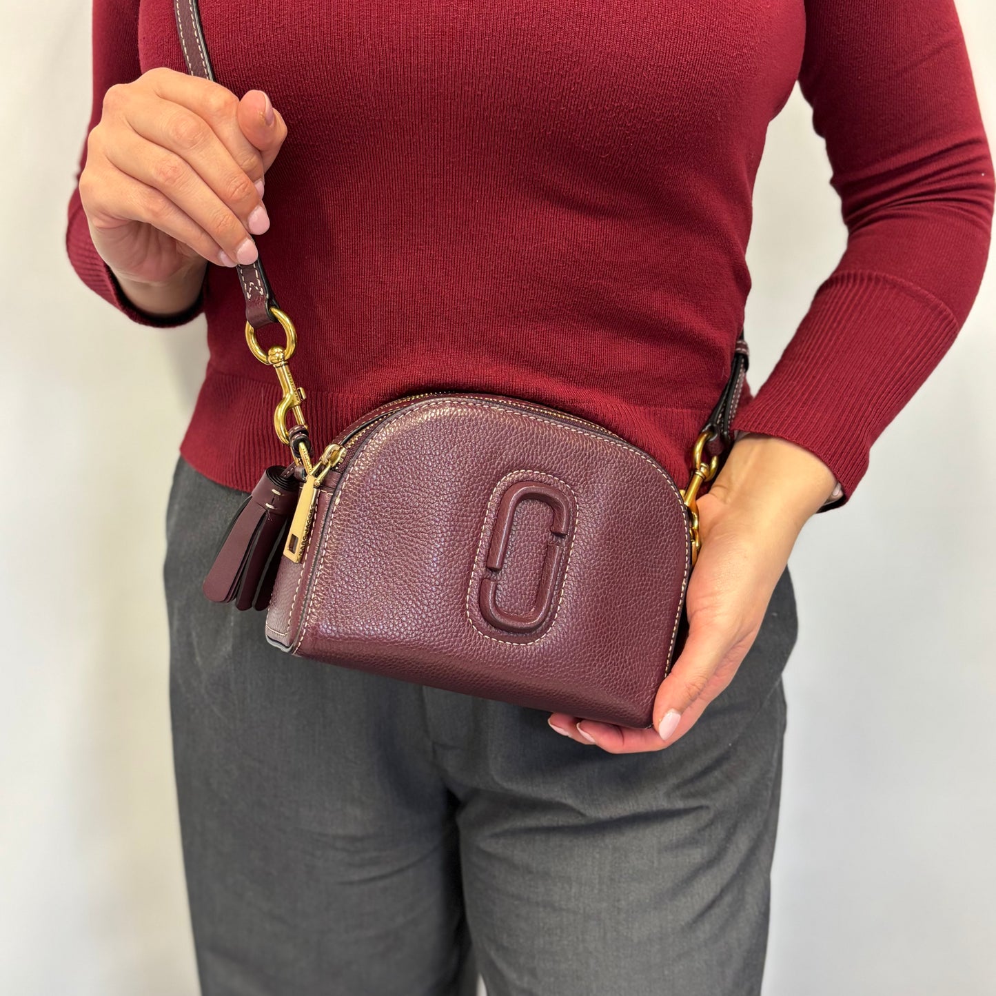 Marc Jacobs Wine Shutter Crossbody