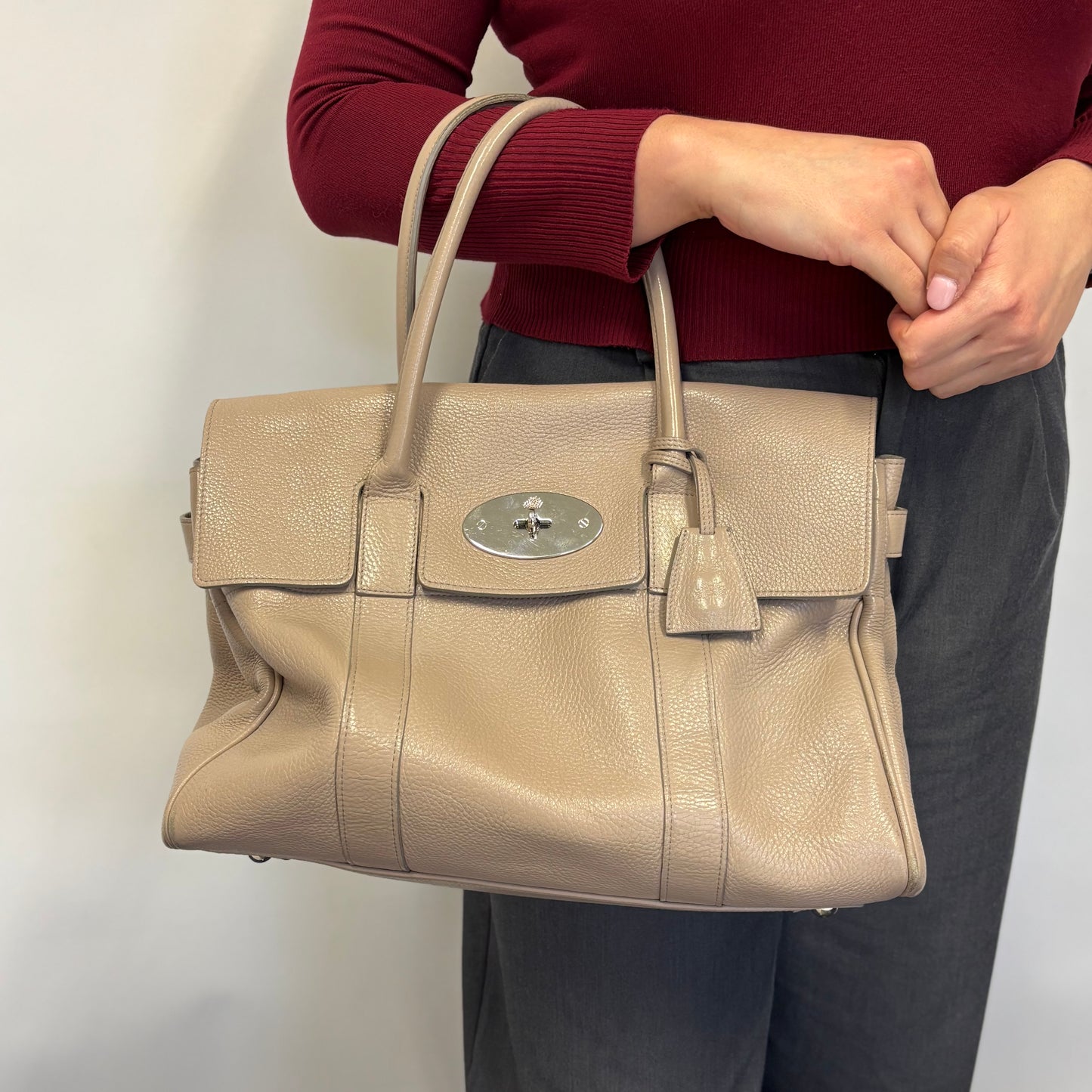 Mulberry Putty Pebbled Leather SHW Classic Bayswater