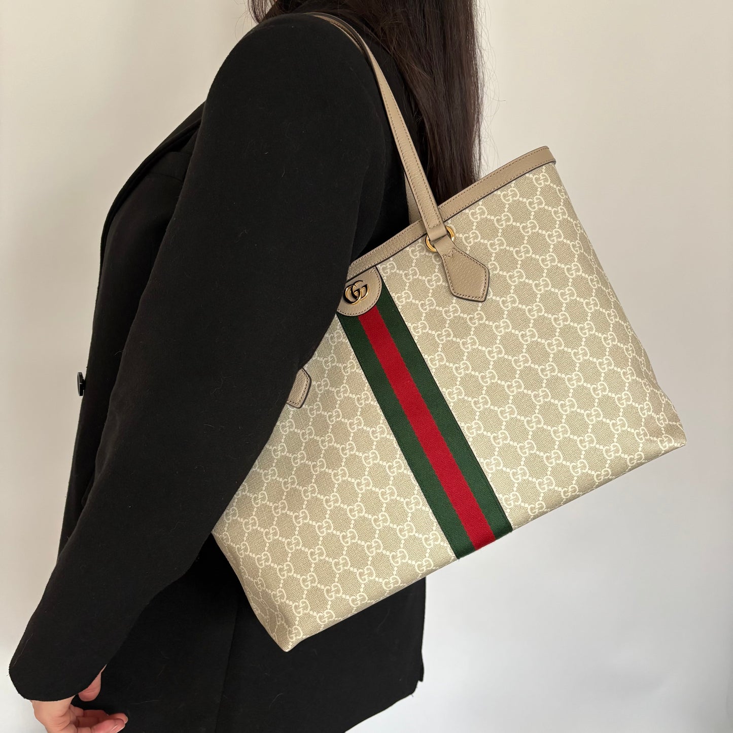 Gucci Ophidia Medium Tote Beige