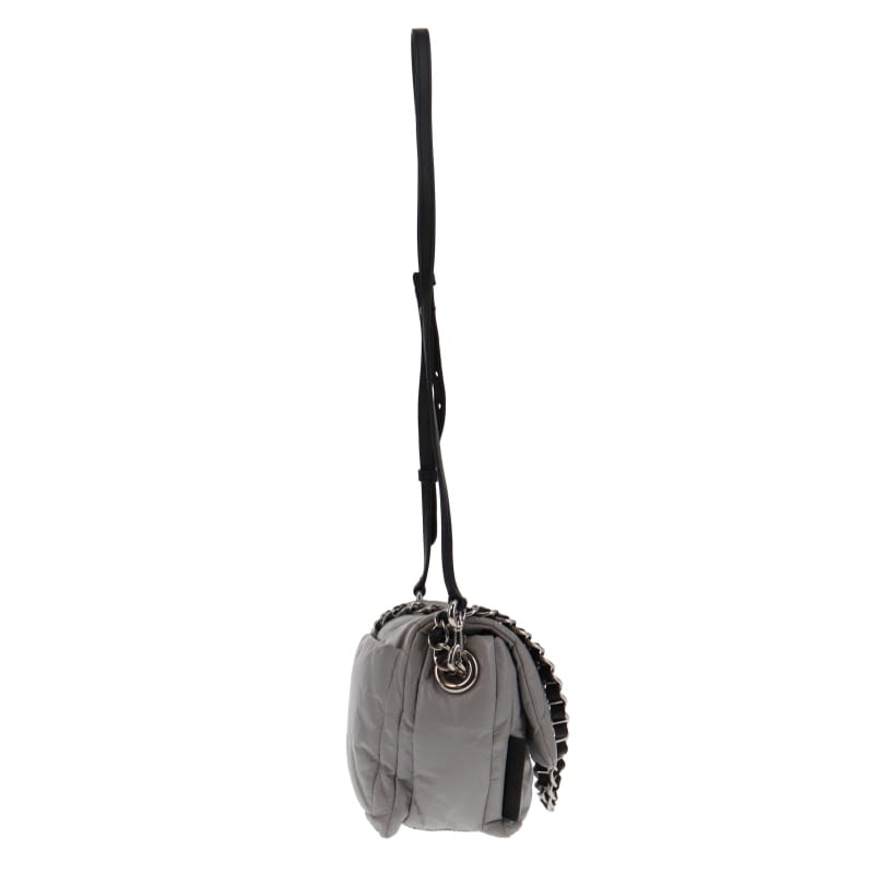 Marc jacobs quilted discount medallion crossbody bag