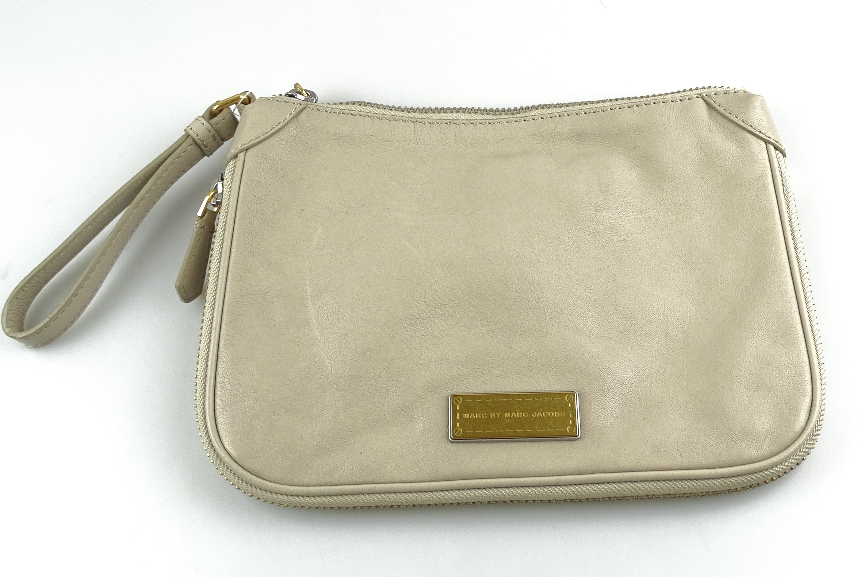 Marc by marc jacobs clutch sale